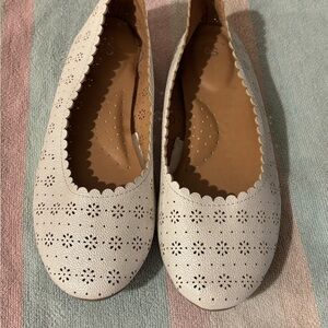 Elegant Cream Kids Flats